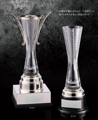 優勝カップ – JAPAN TROPHY